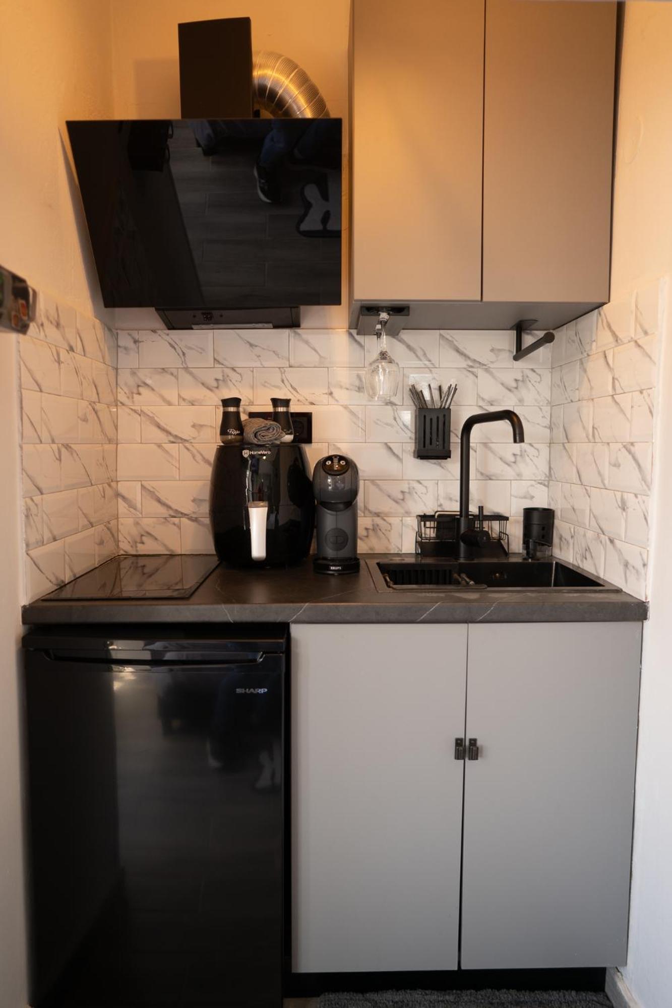 Loft Life Studio Mytilene View Esterno foto